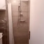 Leona Appartement *